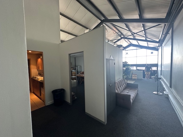 To Let commercial Property for Rent in Maitland Western Cape